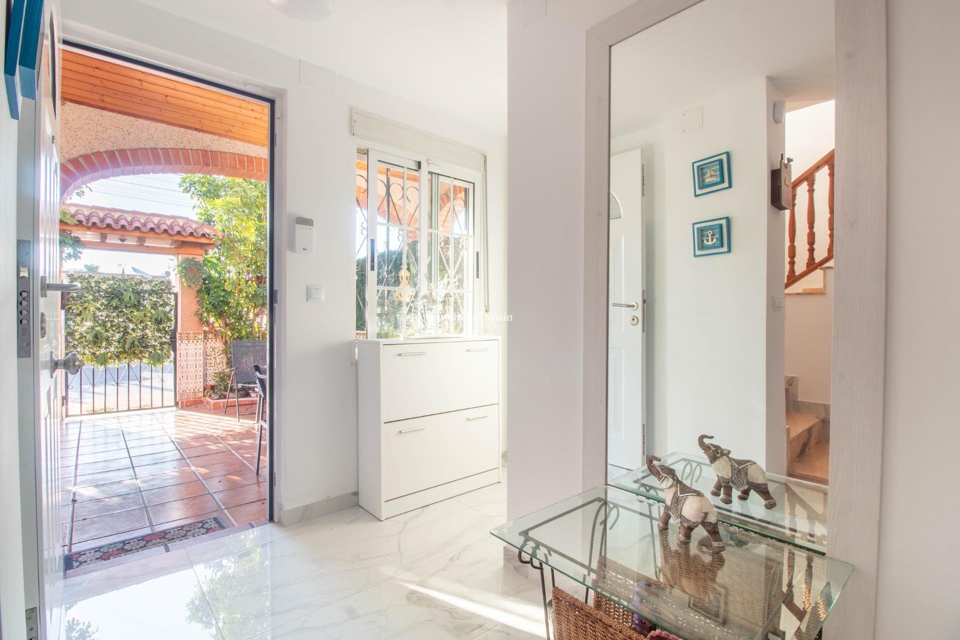 Revente - Maison -
TORREVIEJA - Acequion