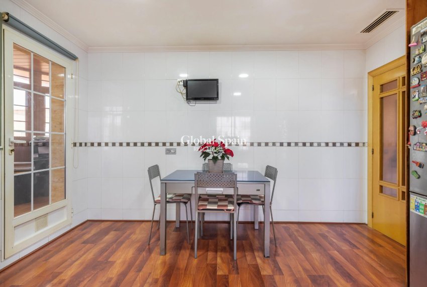 Revente - MAISON -
TORREVIEJA - Aguas Nuevas