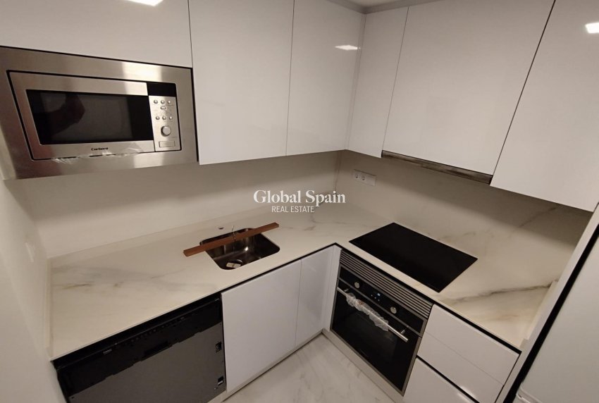 Revente - MAISON -
TORREVIEJA - Aguas Nuevas