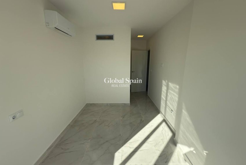 Revente - MAISON -
TORREVIEJA - Aguas Nuevas