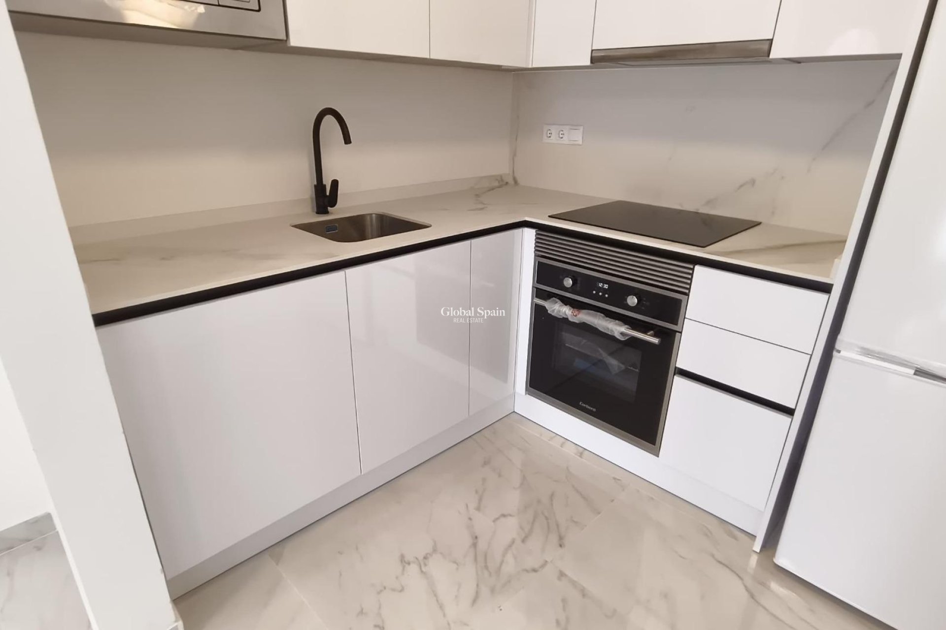 Revente - MAISON -
TORREVIEJA - Aguas Nuevas