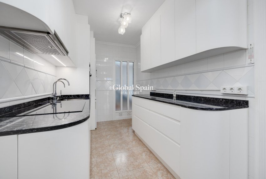 Revente - MAISON -
TORREVIEJA - Aguas Nuevas