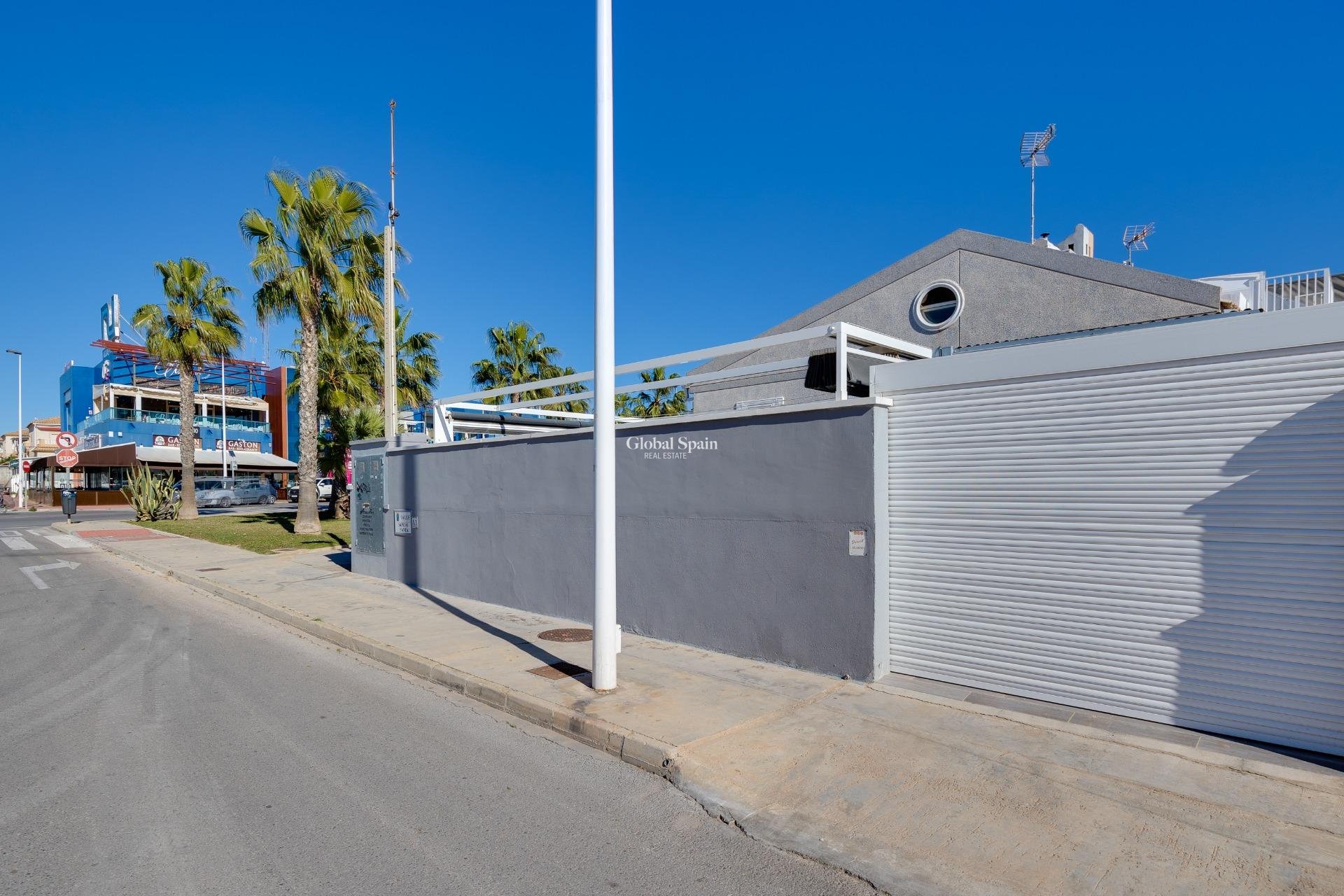 Revente - MAISON -
TORREVIEJA - Aguas Nuevas