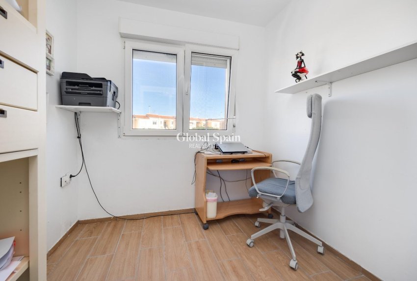 Revente - MAISON -
TORREVIEJA - Aguas Nuevas