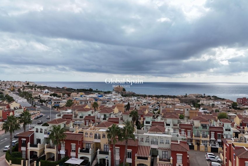 Revente - MAISON -
TORREVIEJA - Aguas Nuevas