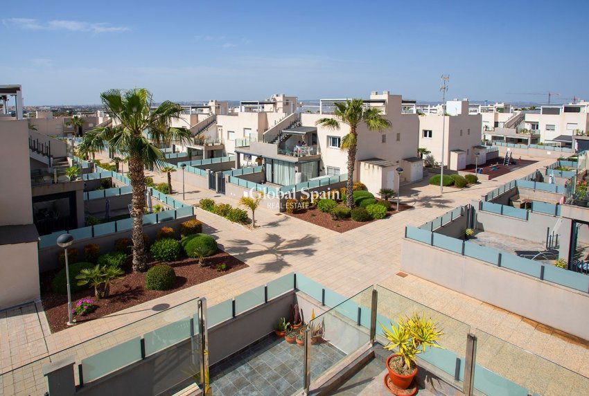 Revente - MAISON -
TORREVIEJA - Aguas Nuevas