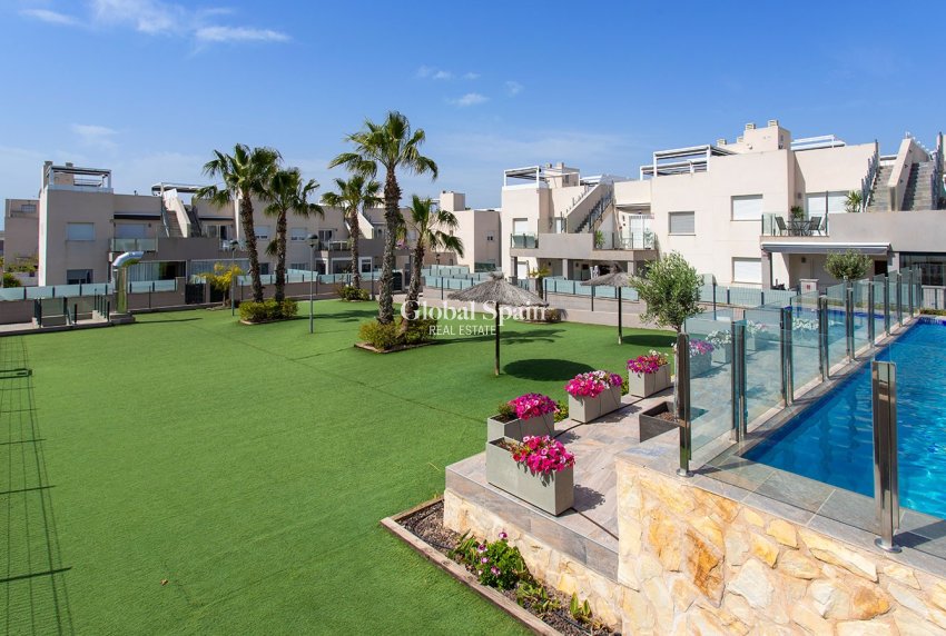 Revente - MAISON -
TORREVIEJA - Aguas Nuevas