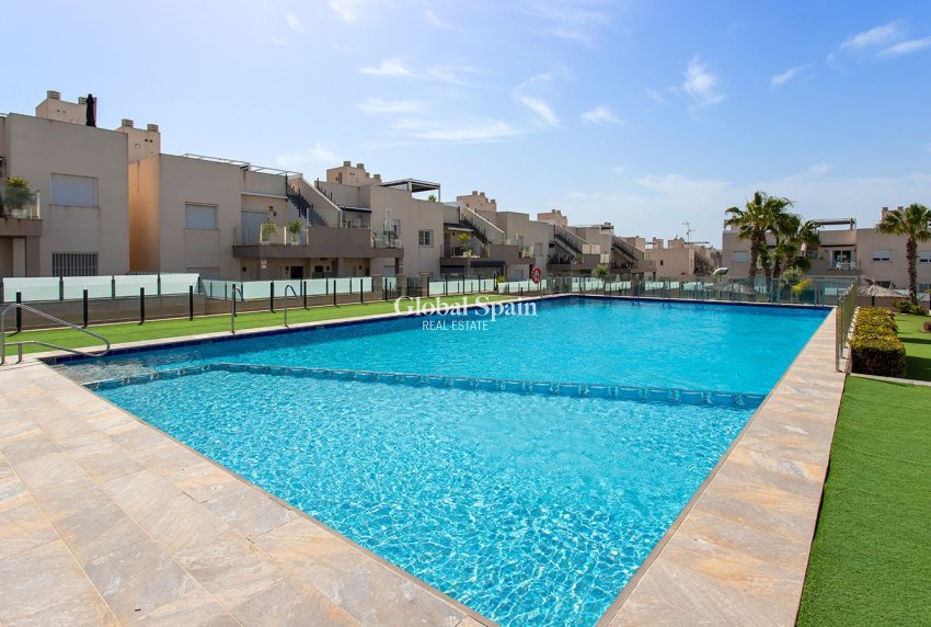 Revente - MAISON -
TORREVIEJA - Aguas Nuevas