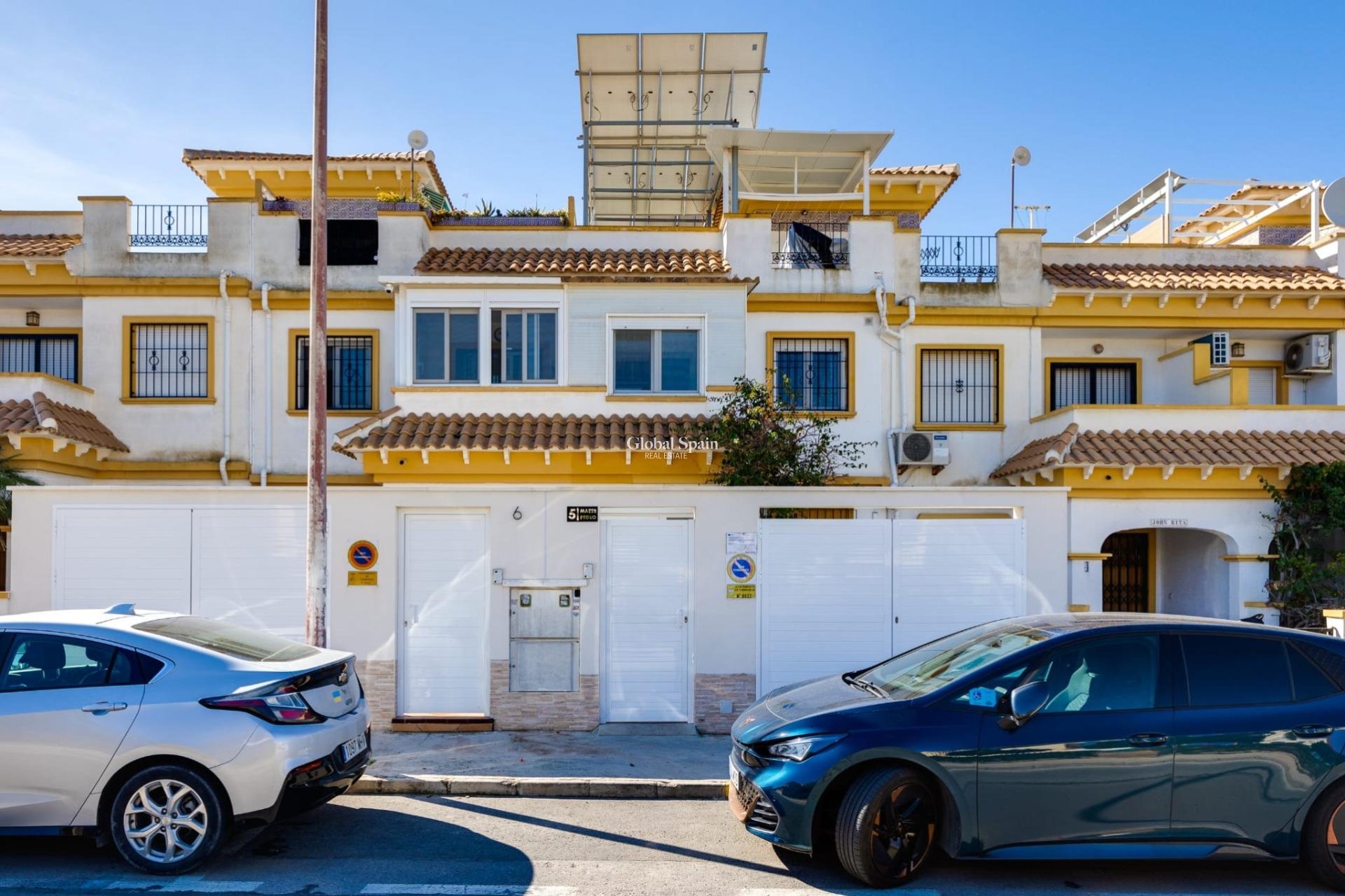 Revente - MAISON -
TORREVIEJA - Aguas Nuevas