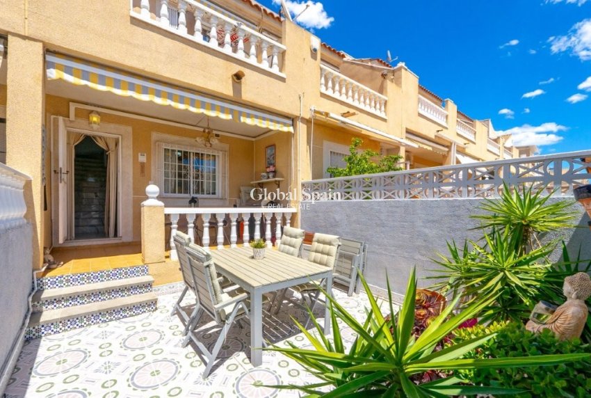Revente - MAISON -
TORREVIEJA - Aguas Nuevas