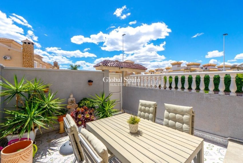 Revente - MAISON -
TORREVIEJA - Aguas Nuevas