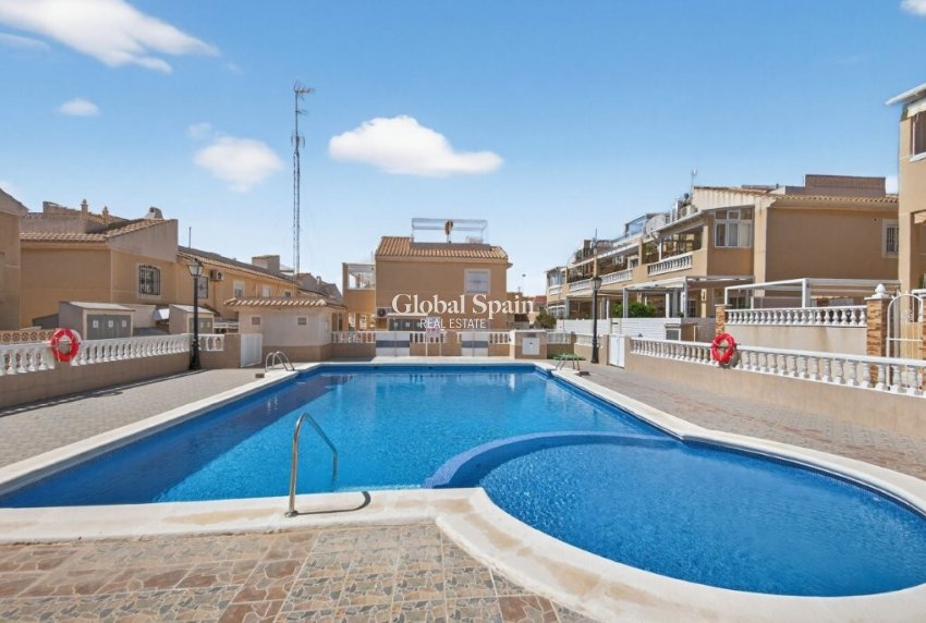 Revente - MAISON -
TORREVIEJA - Aguas Nuevas