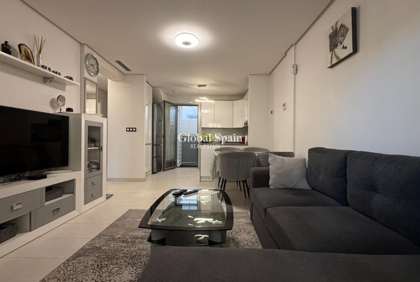 Revente - MAISON -
TORREVIEJA - Aguas Nuevas