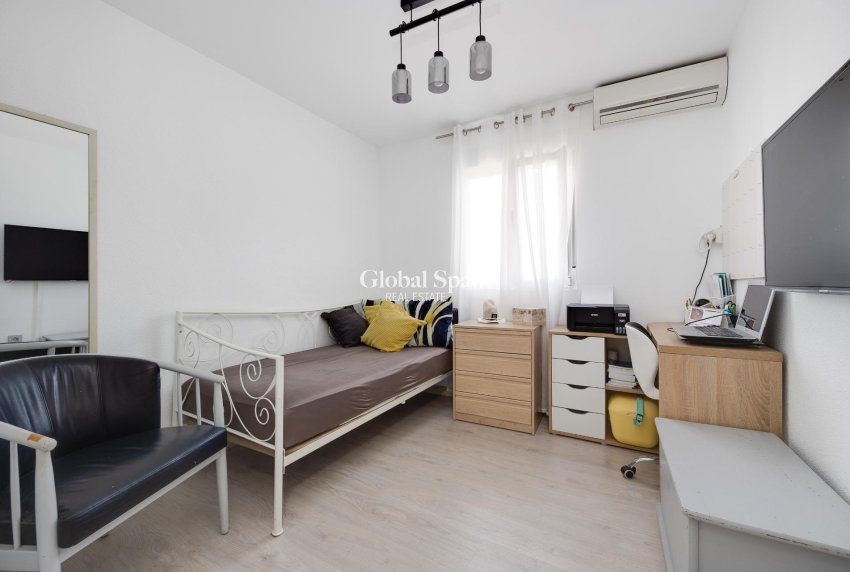 Revente - MAISON -
TORREVIEJA - Aguas Nuevas