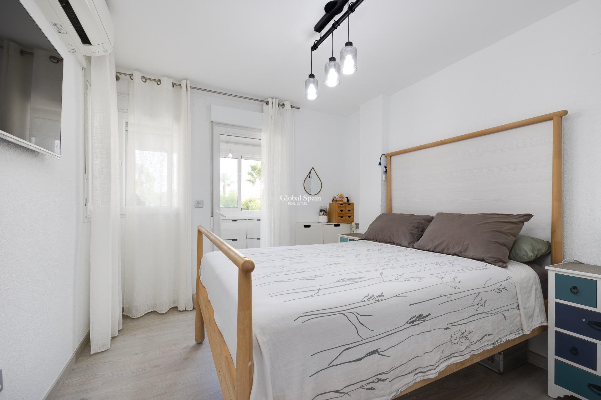 Revente - MAISON -
TORREVIEJA - Aguas Nuevas