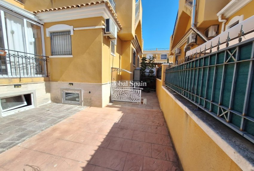 Revente - MAISON -
TORREVIEJA - Aguas Nuevas
