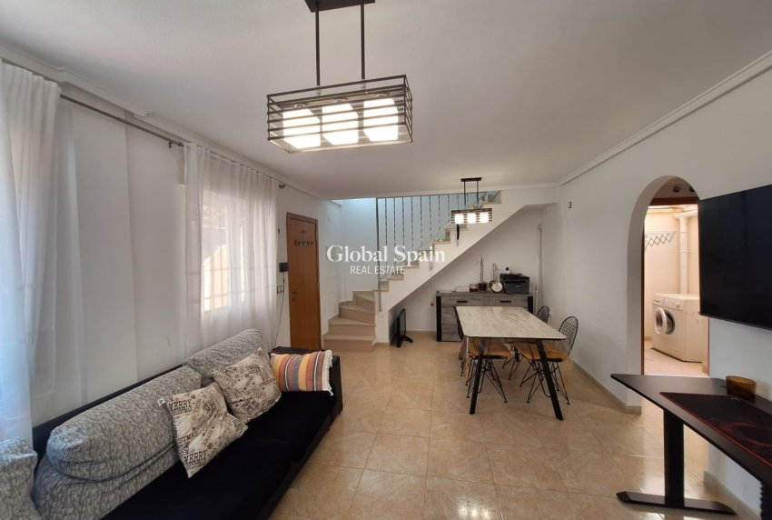 Revente - MAISON -
TORREVIEJA - Aguas Nuevas