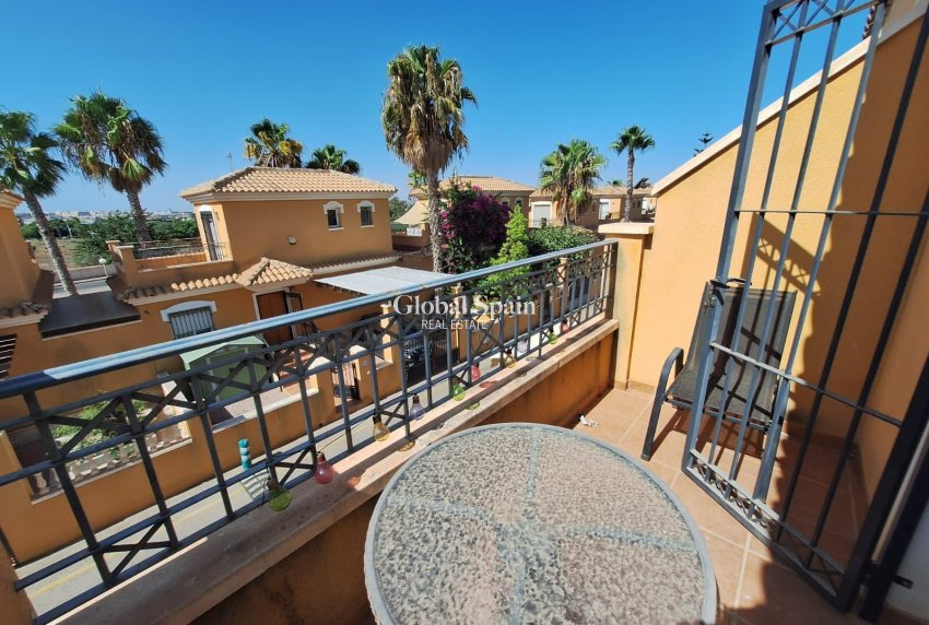 Revente - MAISON -
TORREVIEJA - Aguas Nuevas