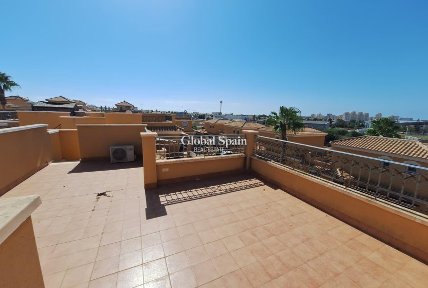 Revente - MAISON -
TORREVIEJA - Aguas Nuevas