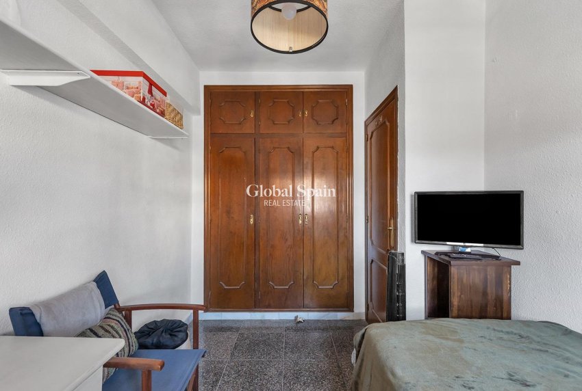 Revente - MAISON -
TORREVIEJA - Cala de cabo cervera