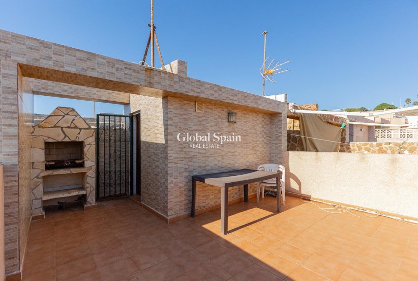 Revente - MAISON -
TORREVIEJA - Cala de cabo cervera