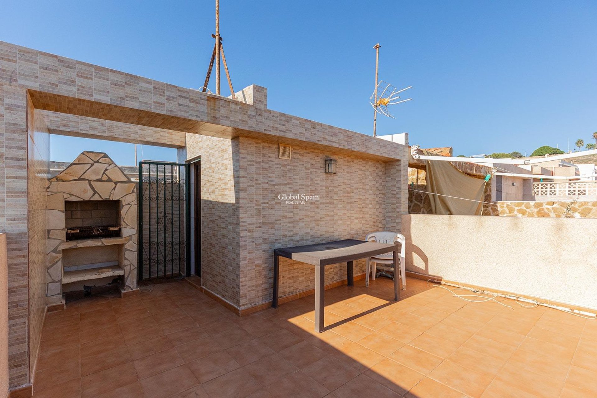 Revente - MAISON -
TORREVIEJA - Cala de cabo cervera