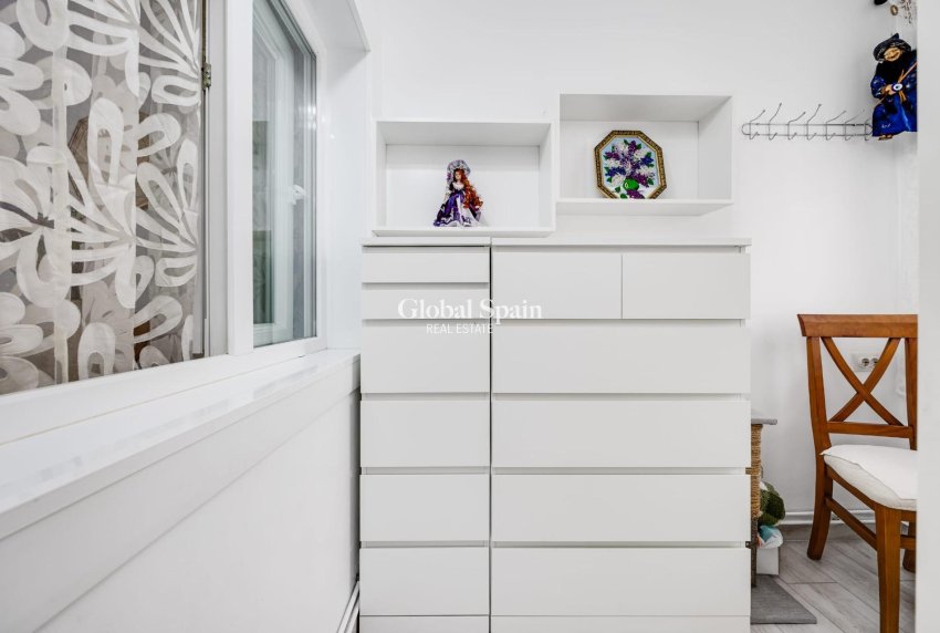 Revente - MAISON -
TORREVIEJA - Calas blanca