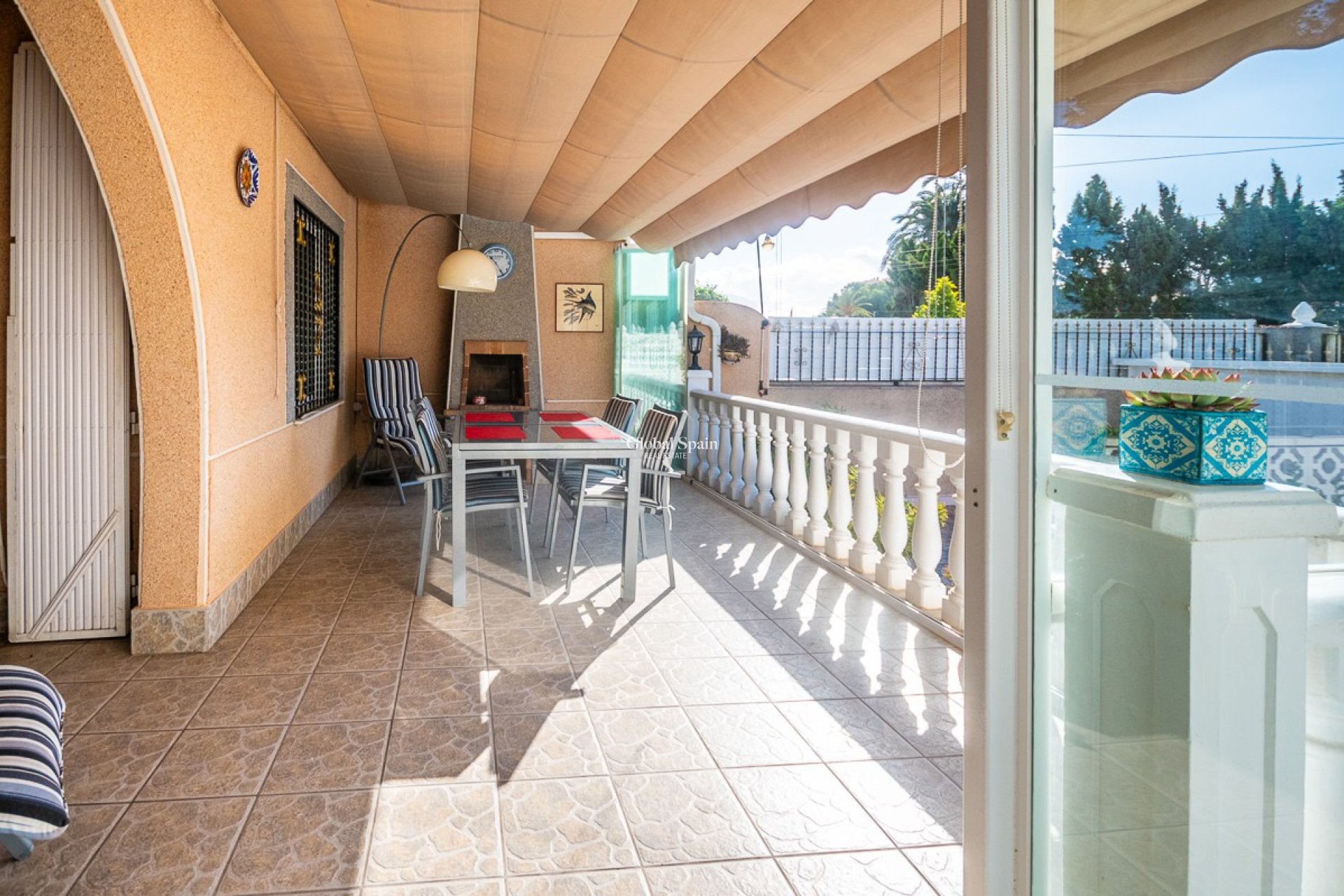 Revente - MAISON -
TORREVIEJA - Calas Blancas