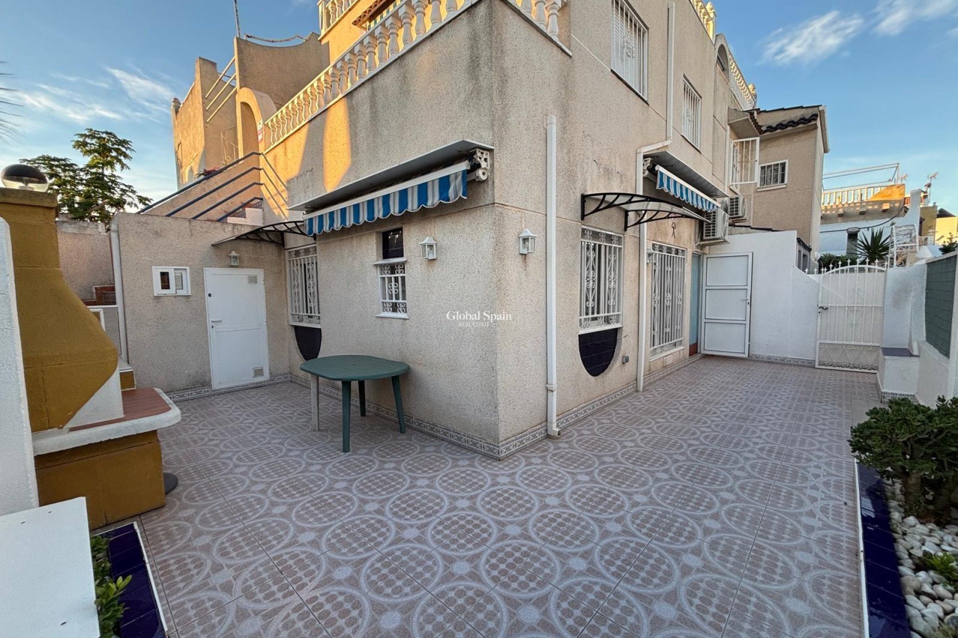 Revente - MAISON -
TORREVIEJA - Carrefour