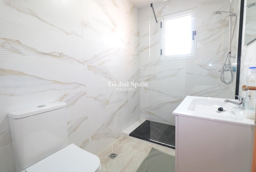 Revente - MAISON -
TORREVIEJA - Carrefour