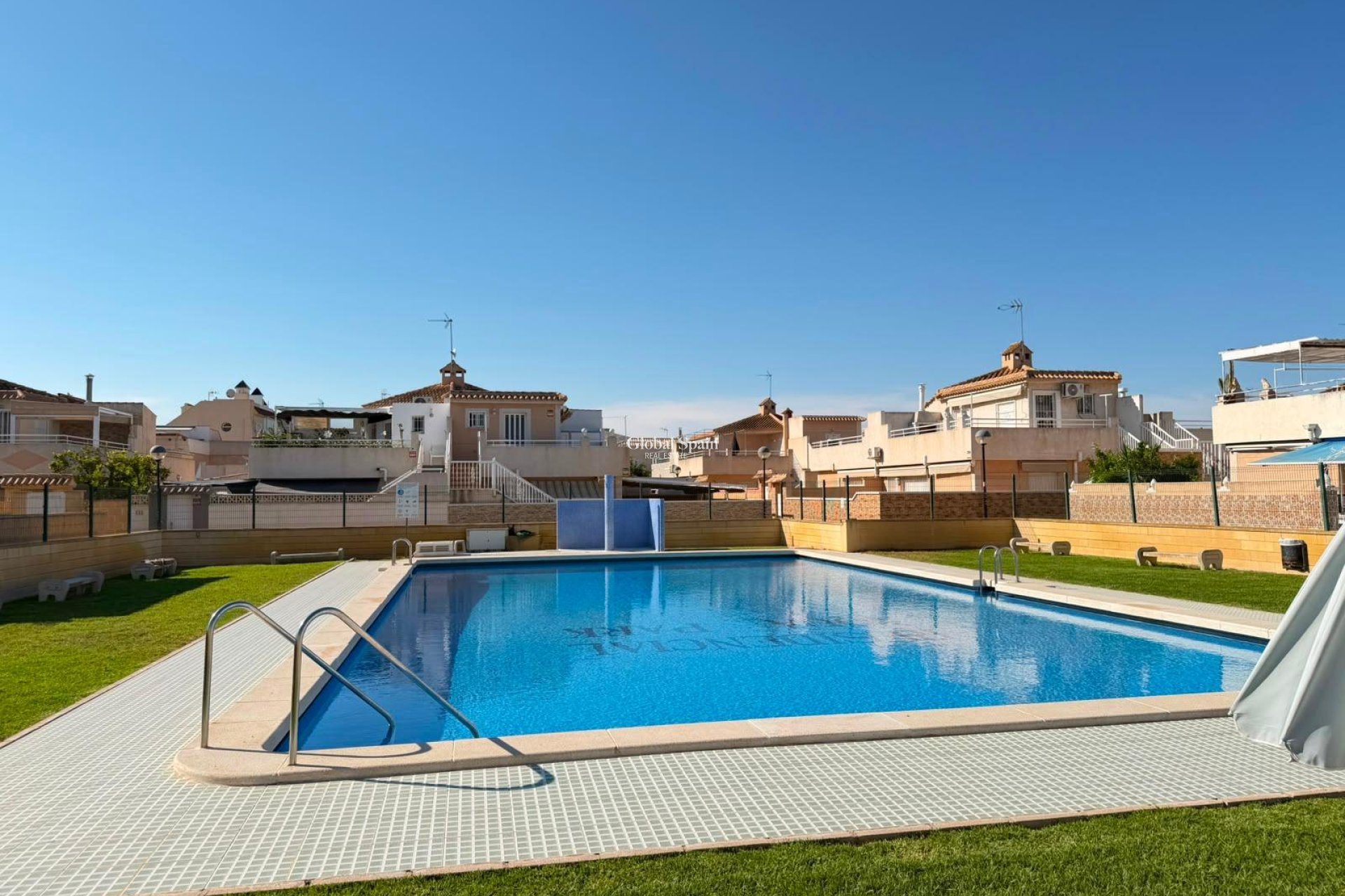Revente - MAISON -
TORREVIEJA - Carrefour