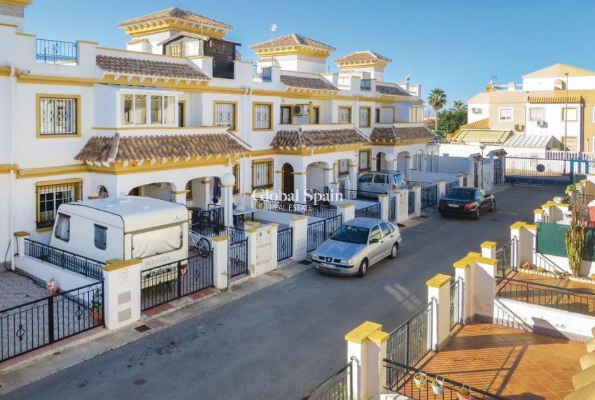 Revente - MAISON -
TORREVIEJA - Carrefour