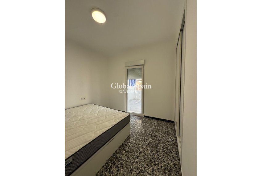 Revente - MAISON -
TORREVIEJA - Center