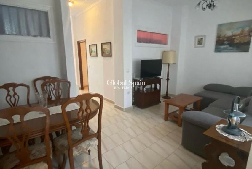 Revente - MAISON -
TORREVIEJA - Center