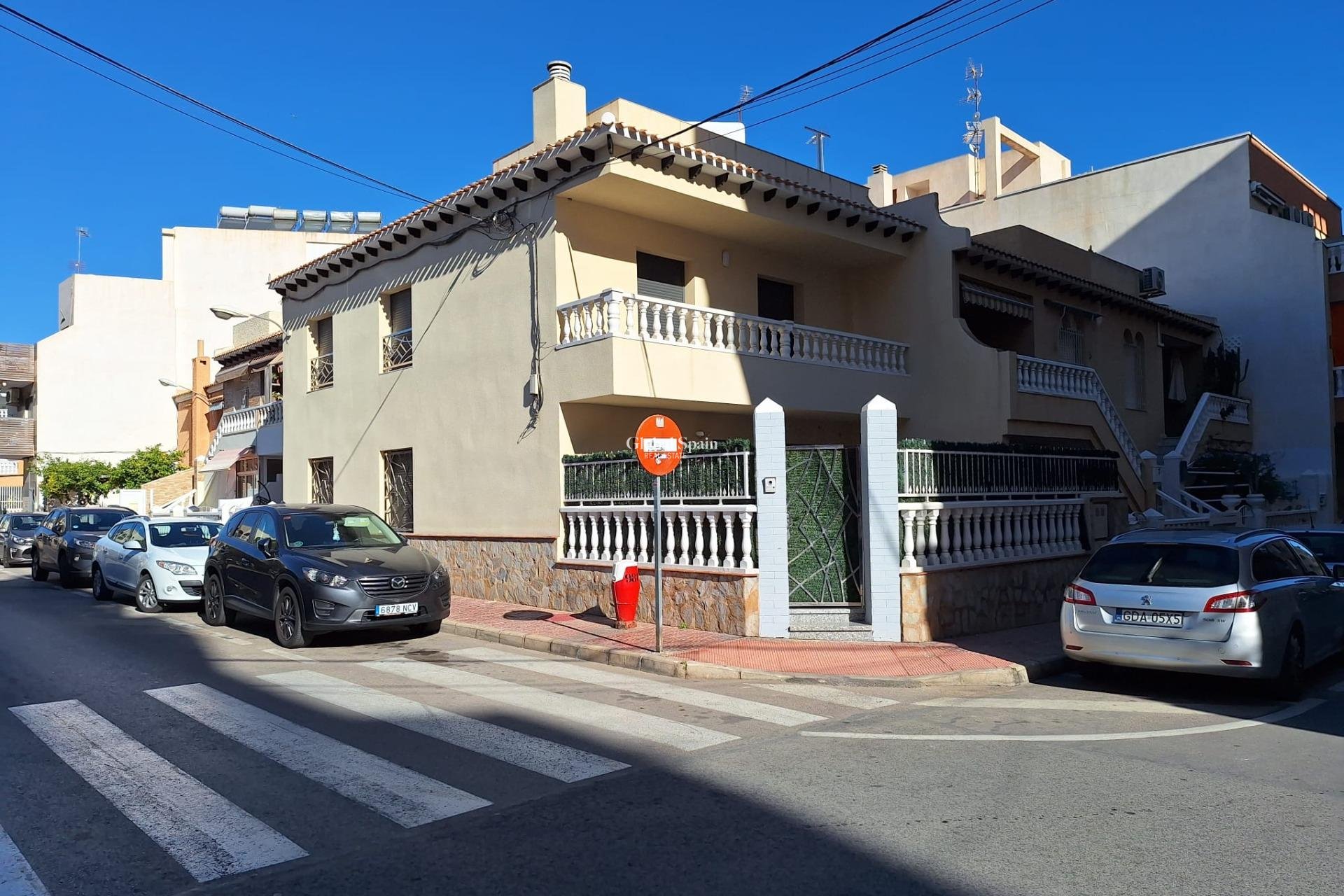 Revente - MAISON -
TORREVIEJA - Center
