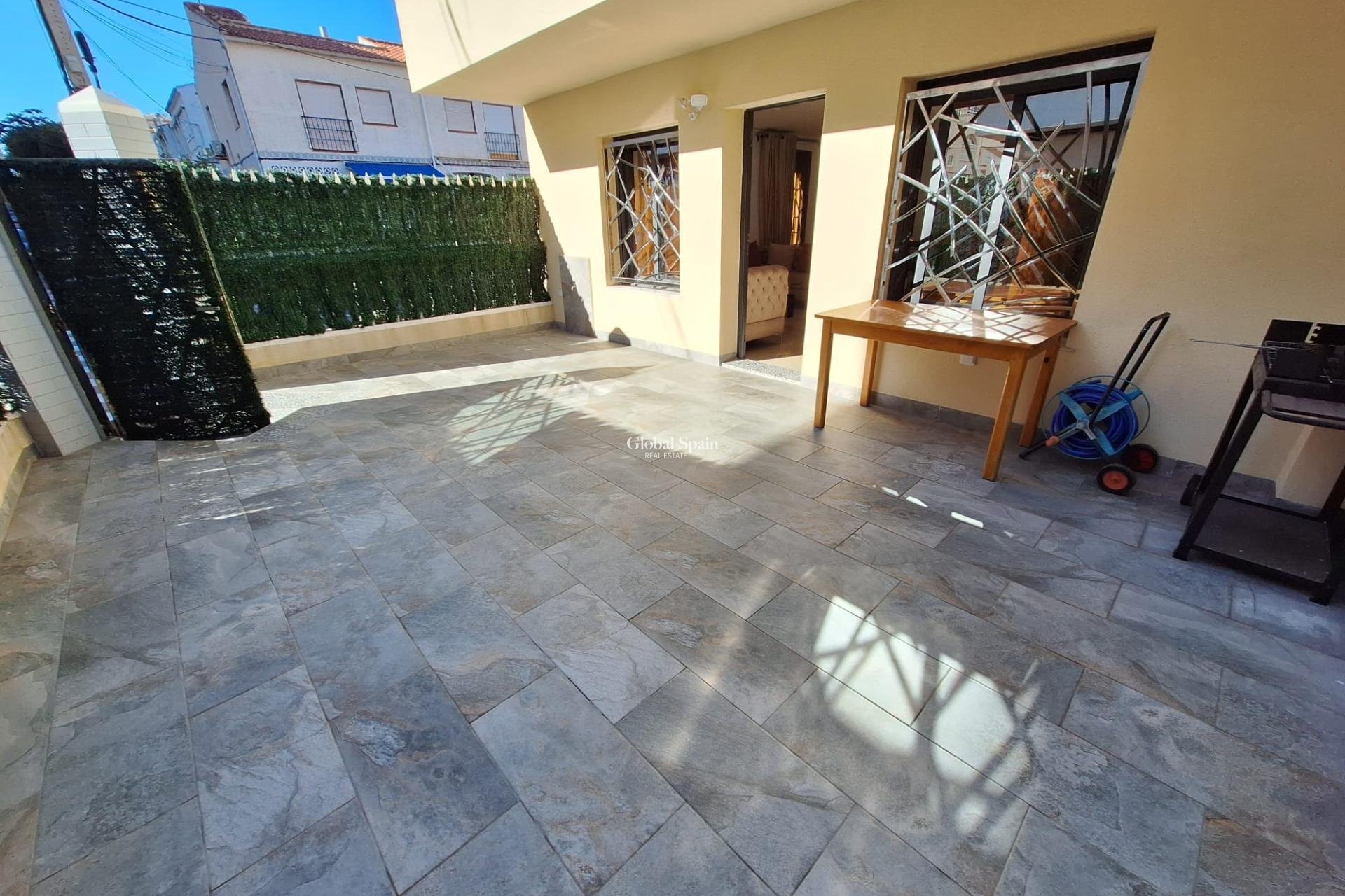 Revente - MAISON -
TORREVIEJA - Center