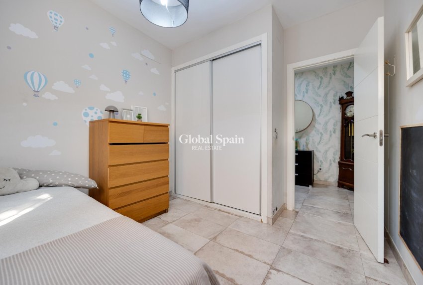 Revente - MAISON -
TORREVIEJA - Center