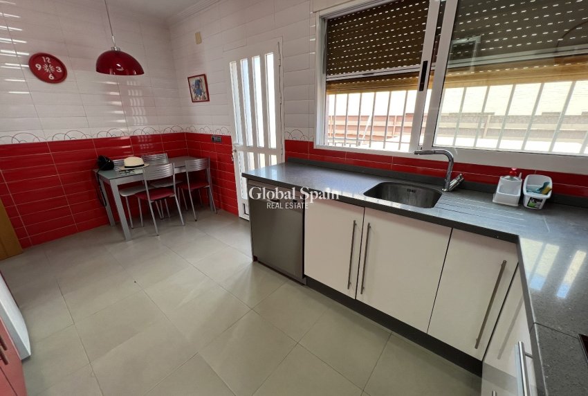 Revente - MAISON -
TORREVIEJA - Costa Blanca Sur