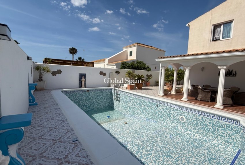 Revente - MAISON -
TORREVIEJA - Costa Blanca Sur
