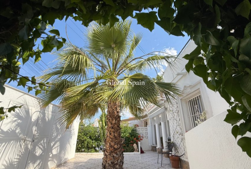 Revente - MAISON -
TORREVIEJA - Costa Blanca Sur