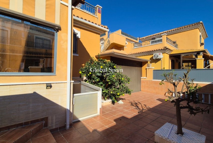 Revente - MAISON -
TORREVIEJA - Costa Blanca Sur