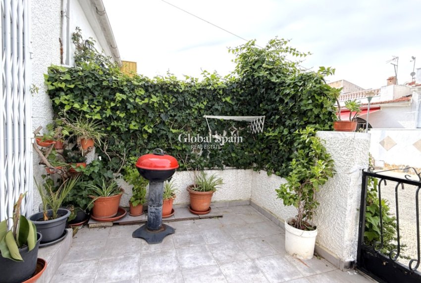 Revente - Maison -
TORREVIEJA - Costa Blanca Sur