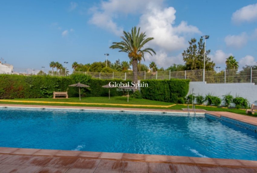 Revente - MAISON -
TORREVIEJA - Costa Blanca