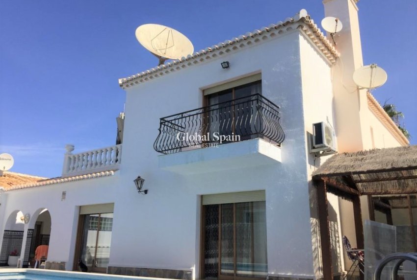 Revente - MAISON -
TORREVIEJA - Costa Blanca