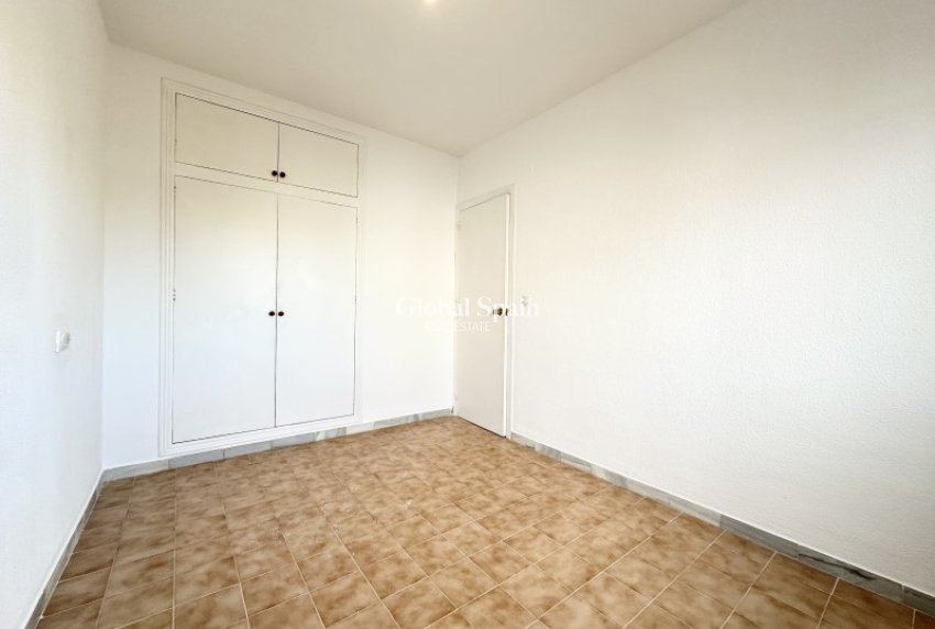 Revente - MAISON -
TORREVIEJA - Costa Blanca