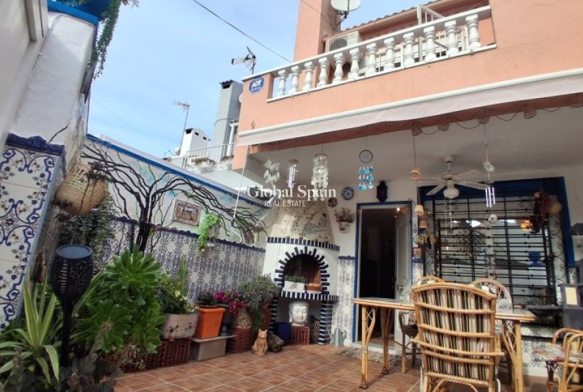 Revente - MAISON -
TORREVIEJA - Costa Blanca