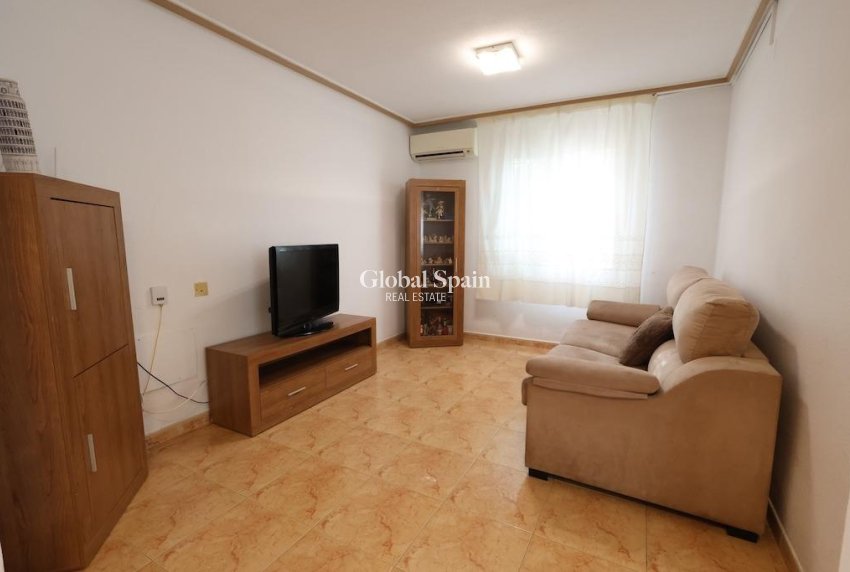 Revente - MAISON -
TORREVIEJA - Costa Blanca