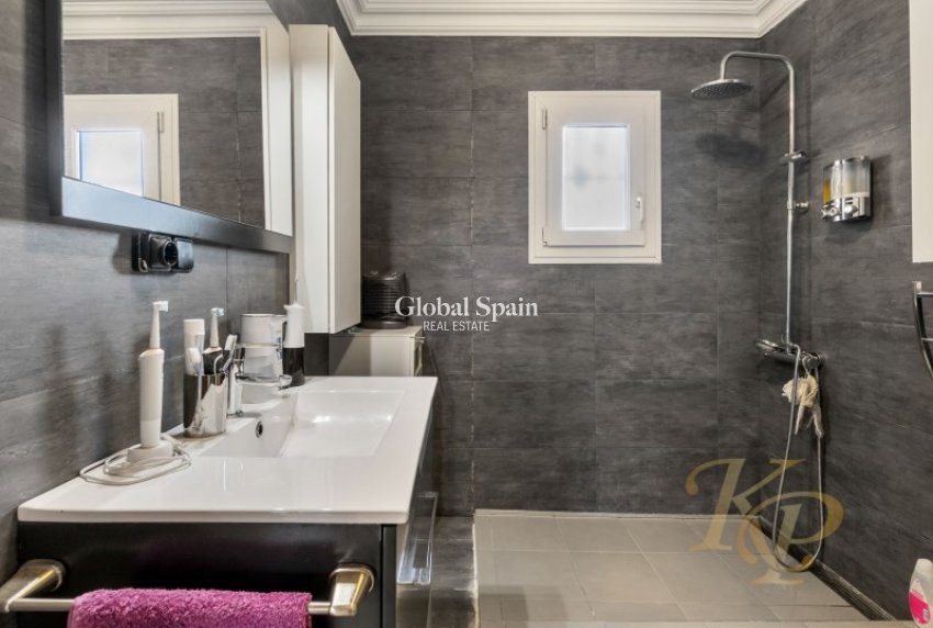 Revente - MAISON -
TORREVIEJA - Costa Blanca