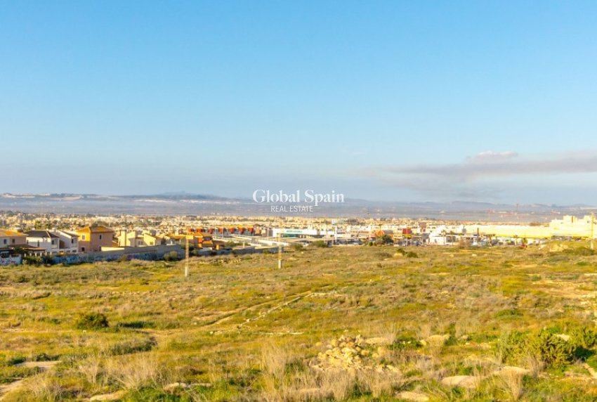 Revente - MAISON -
TORREVIEJA - Costa Blanca