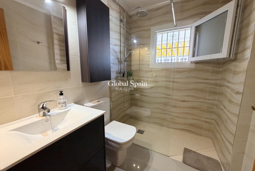 Revente - MAISON -
TORREVIEJA - Costa Blanca